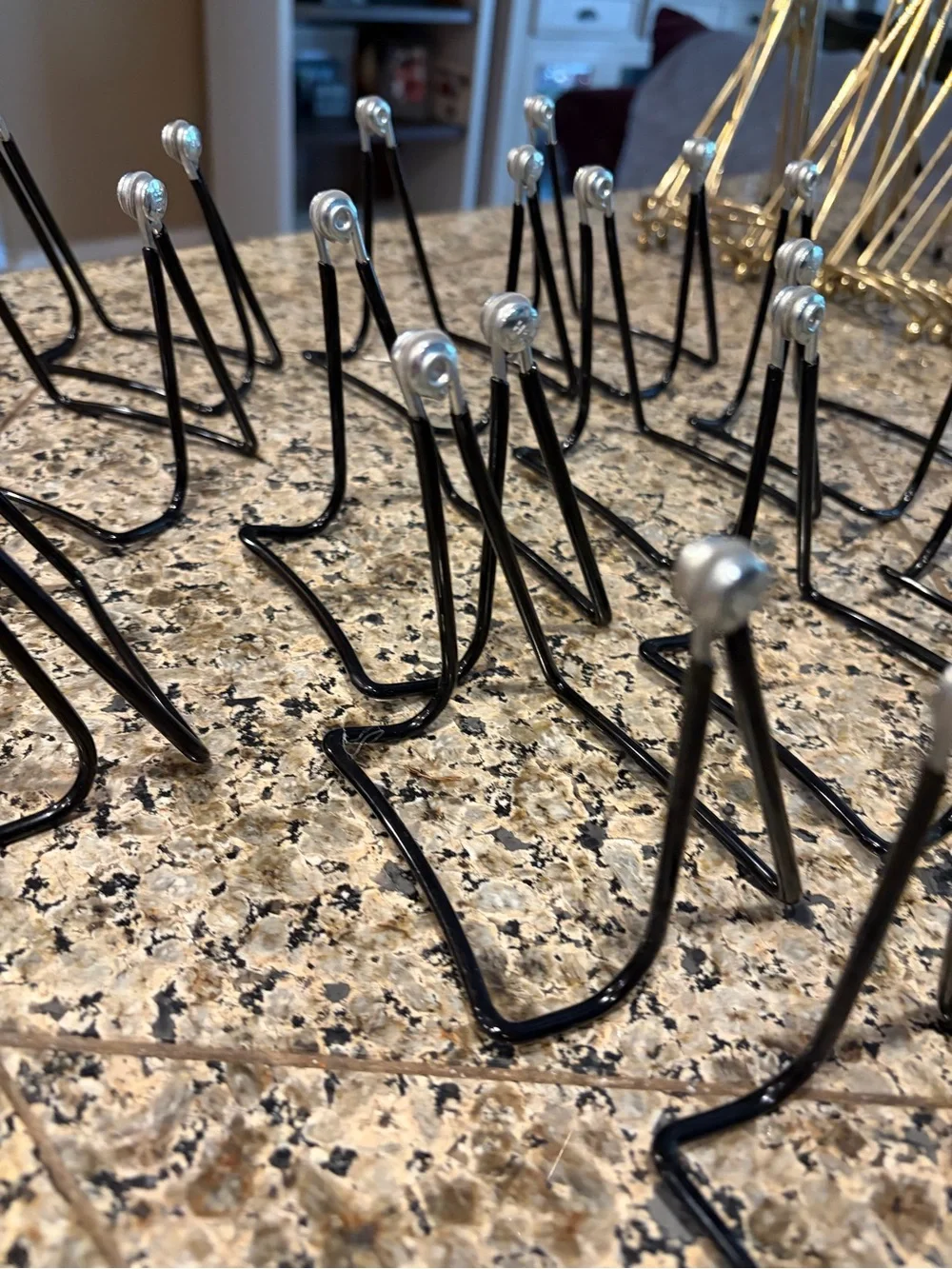 Gibson Holders Adjustable Black Wire Easel Holders 3.5 x 3.5 17 Easels total